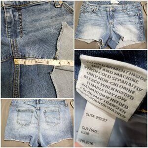 Vintage Torrid Medium Wash Denim Shortie Shorts 20